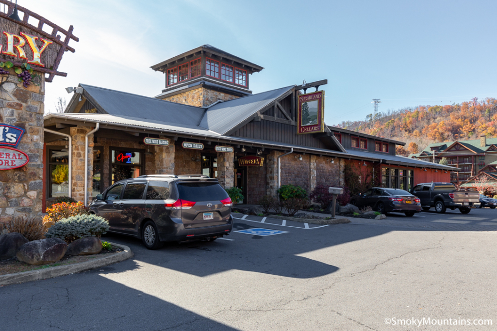 Sugarland Cellars Relax Gatlinburg
